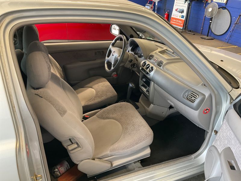 Nissan Micra 1.0 Comfort 2002 – снимка 3