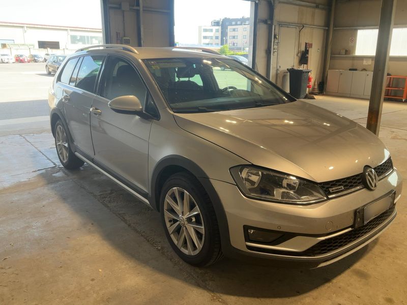Volkswagen Golf VII 1.6 TDI 4Motion BlueMotion Tech 2016 – снимка 12