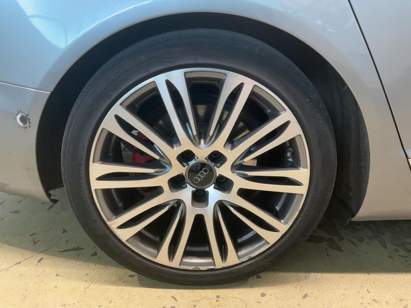 Audi A6 2.0 TDI 2010 – снимка 9