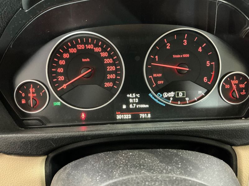 BMW 3er 330d 2014 – снимка 18