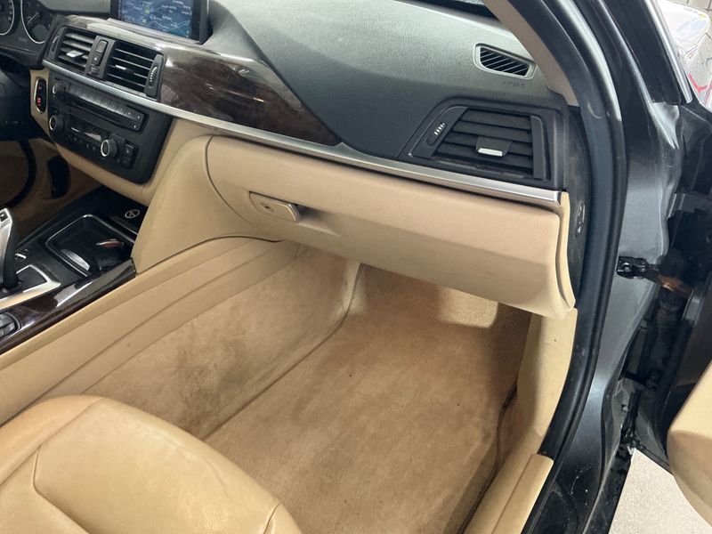 BMW 3er 330d 2014 – снимка 25
