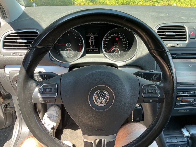 Volkswagen Golf VI 2.0 TDI Carat 2010 – снимка на щета 36