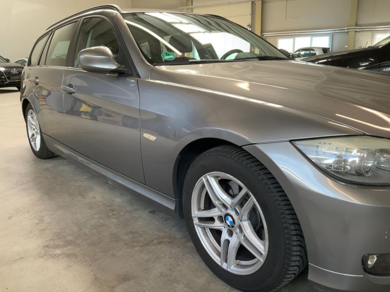 BMW 3er 320i 2011 – снимка 12
