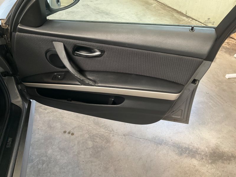 BMW 3er 320i 2011 – снимка 26