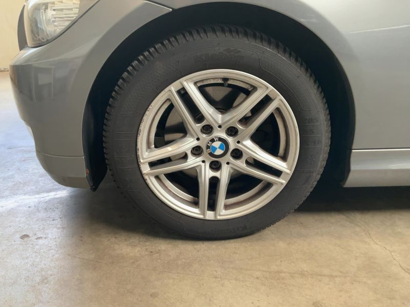 BMW 3er 320i 2011 – снимка 3