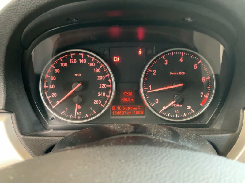 BMW 3er 320i 2011 – снимка 19