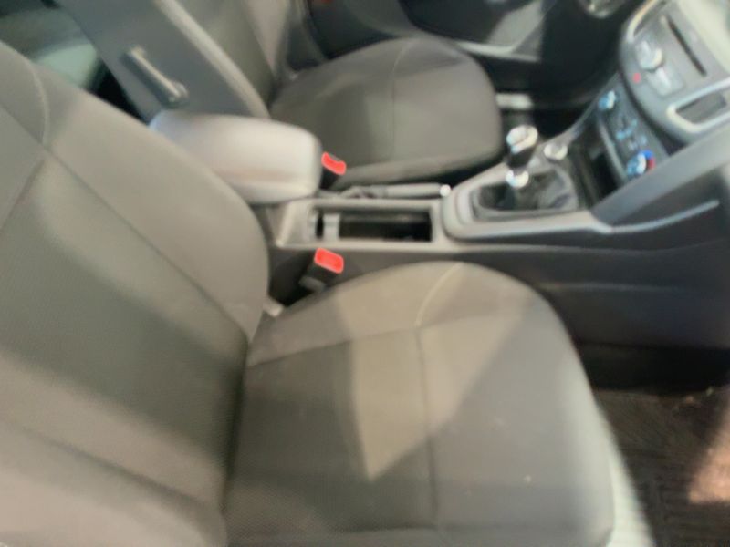 Ford Focus 1.5 TDCi Business 2017 – снимка 17