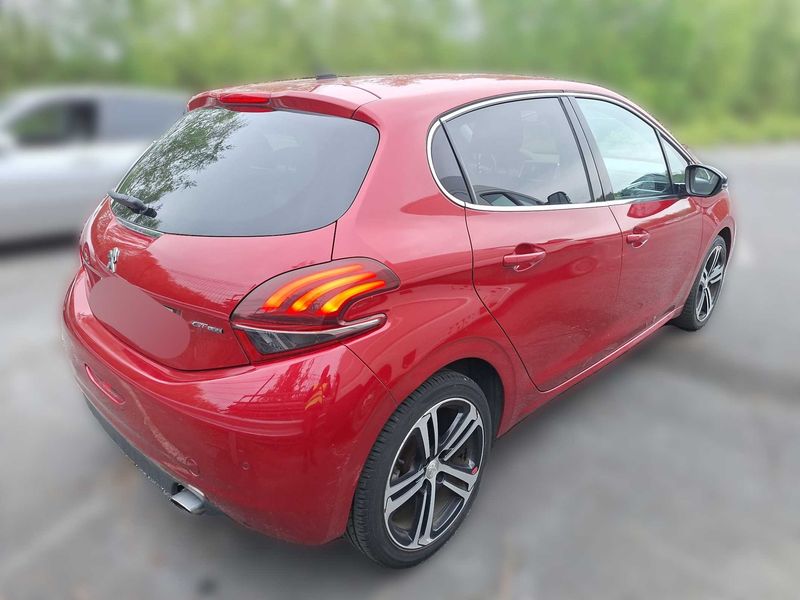 Peugeot 208 1.2 e-THP GT Line 2016 – снимка 5