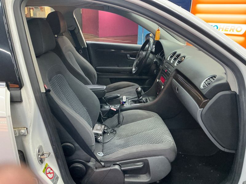 Seat Exeo 2.0 TDI Style 2009 – снимка 3