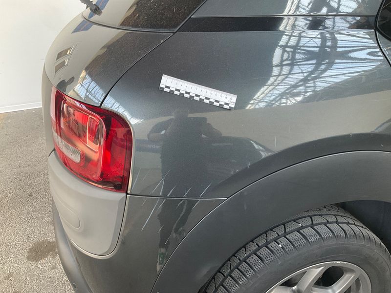 Citroen C4 Cactus 1.6 Blue-HDi Shine 2015 – снимка на щета 35