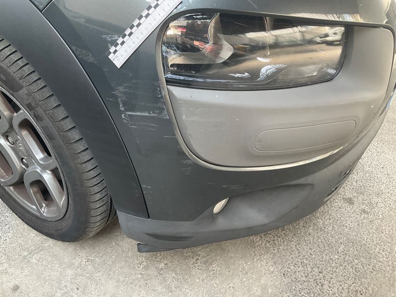 Citroen C4 Cactus 1.6 Blue-HDi Shine 2015 – снимка на щета 40