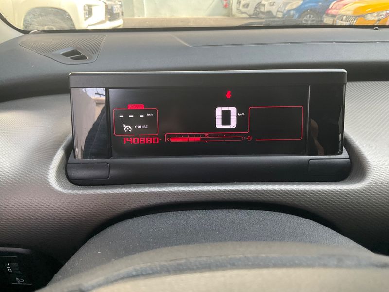 Citroen C4 Cactus 1.6 Blue-HDi Shine 2015 – снимка 18