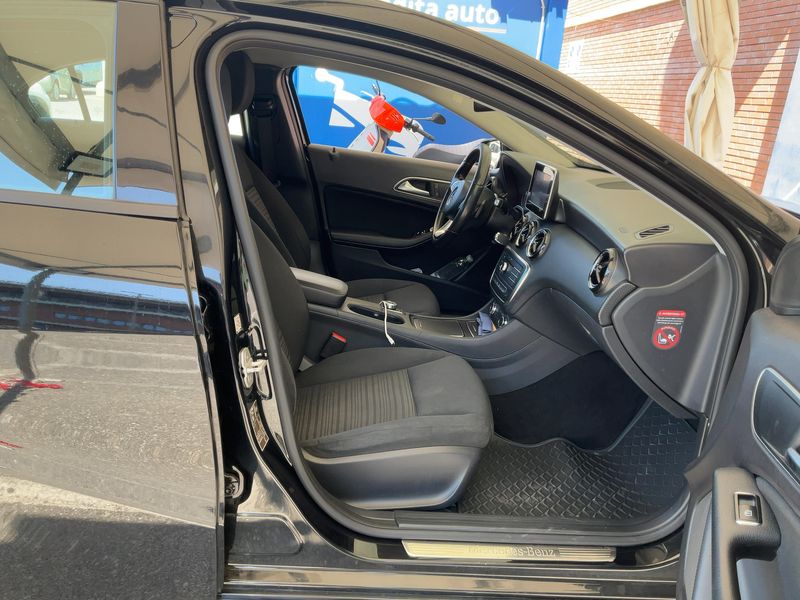 Mercedes-Benz A-Klasse A 180 CDI BlueEfficiency Executive 2016 – снимка 16