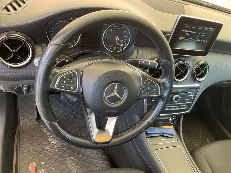 Mercedes-Benz A-Klasse A 180 CDI BlueEfficiency Executive 2016 – снимка 28