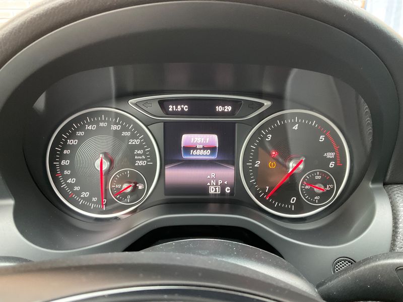 Mercedes-Benz A-Klasse A 180 CDI BlueEfficiency Executive 2016 – снимка 18