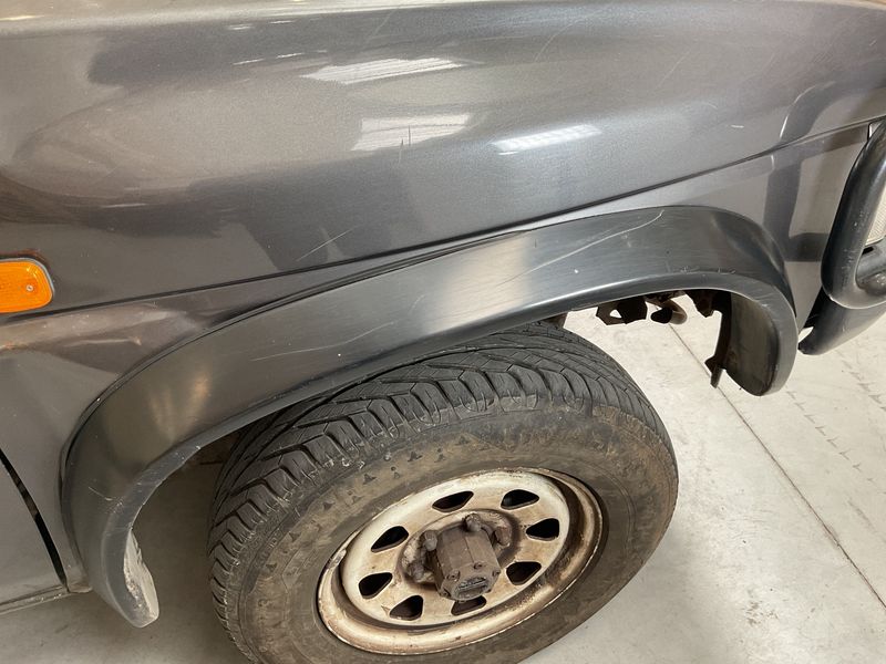 Nissan Pick-up 2.5 Diesel King Cab 4x4 1990 – снимка 22