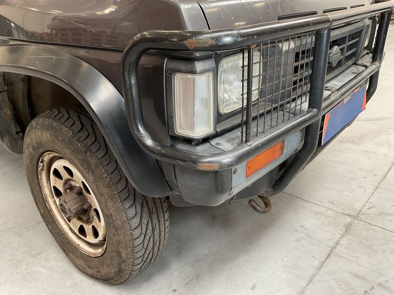 Nissan Pick-up 2.5 Diesel King Cab 4x4 1990 – снимка 55