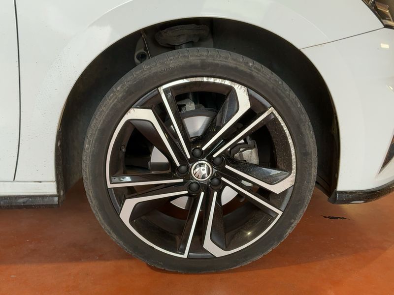 Skoda Fabia 1.0 TSI Monte Carlo 2024 – снимка 11