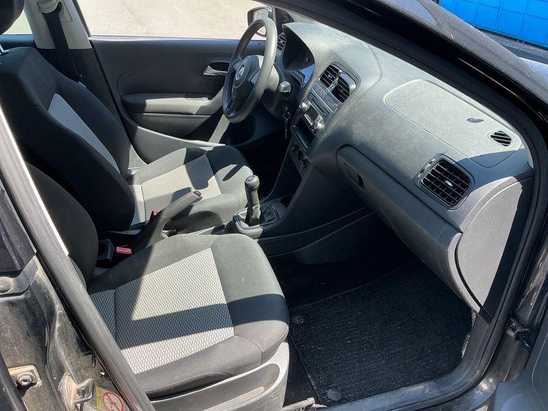 Volkswagen Polo 1.2 Trendline 2009 – снимка 3