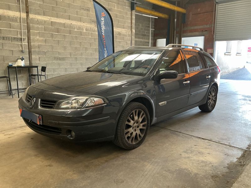 Renault Laguna 2.0 dCi Initiale 2007 – снимка 1