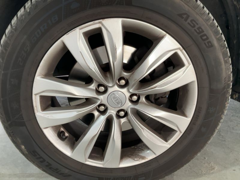 Kia Sorento 2.2 CRDi Spirit 4WD 2010 – снимка 3