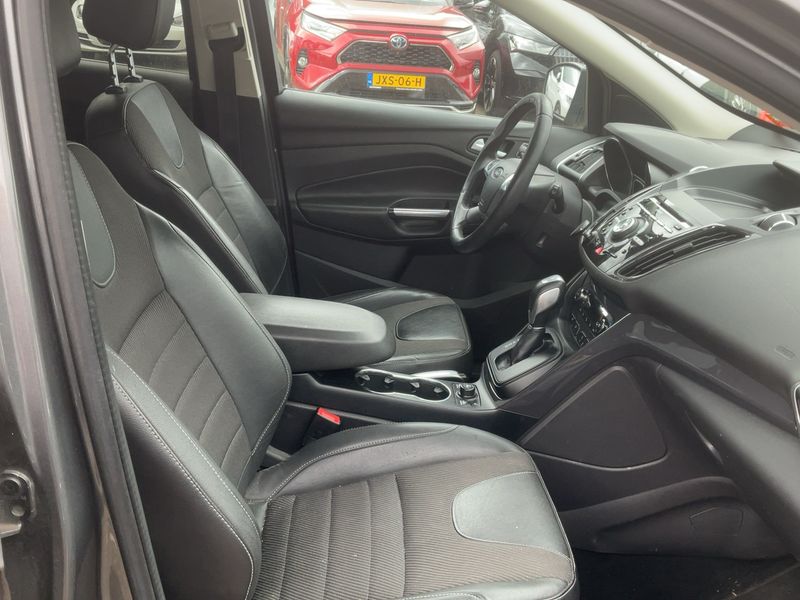 Ford Kuga 2.0 TDCi Titanium 2013 – снимка 16