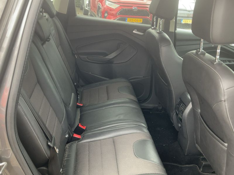 Ford Kuga 2.0 TDCi Titanium 2013 – снимка 19