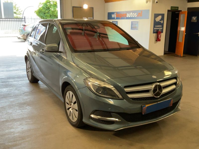 Mercedes-Benz B-Klasse B 250e Electric Drive Standard 2015 – снимка 12