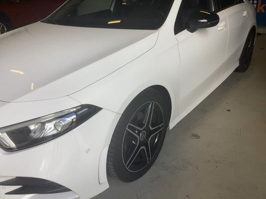 Mercedes-Benz A-Klasse Limousine A 200 AMG Line 2019 – снимка 2