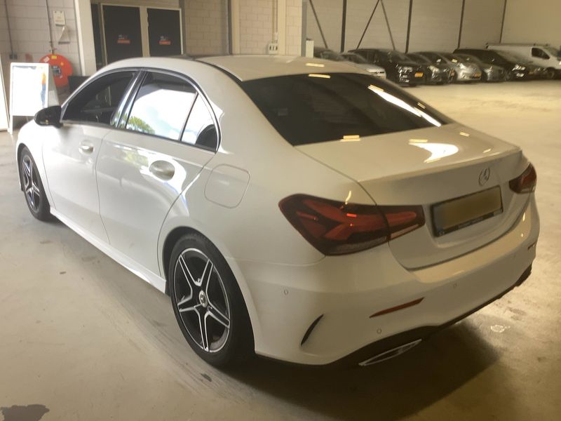Mercedes-Benz A-Klasse Limousine A 200 AMG Line 2019 – снимка 6