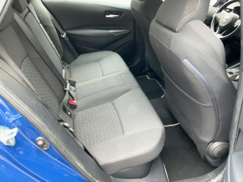 Toyota Corolla 1.8 Hybrid Style 2019 – снимка 20