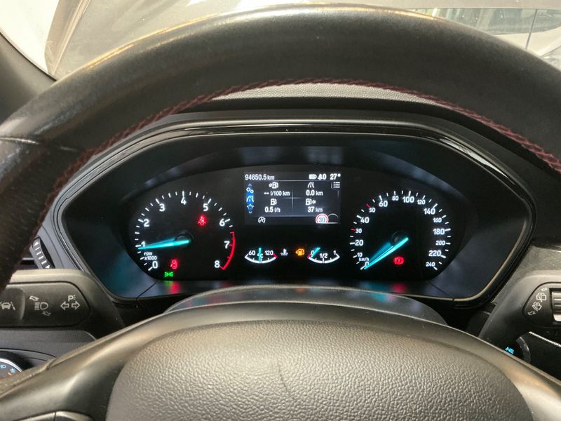 Ford Focus 1.0 EcoBoost Mild-Hybrid ST-Line 2020 – снимка 18