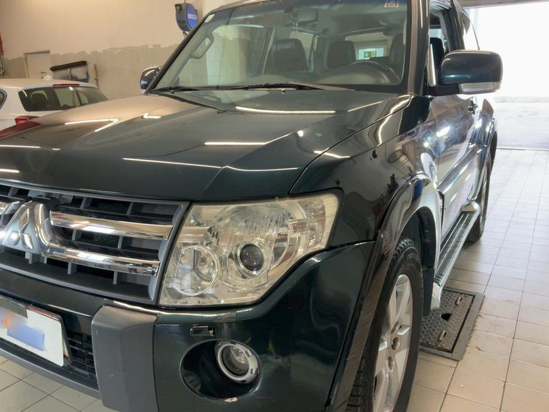 Mitsubishi Pajero 3.2 DI-D Intense 2008 – снимка 2