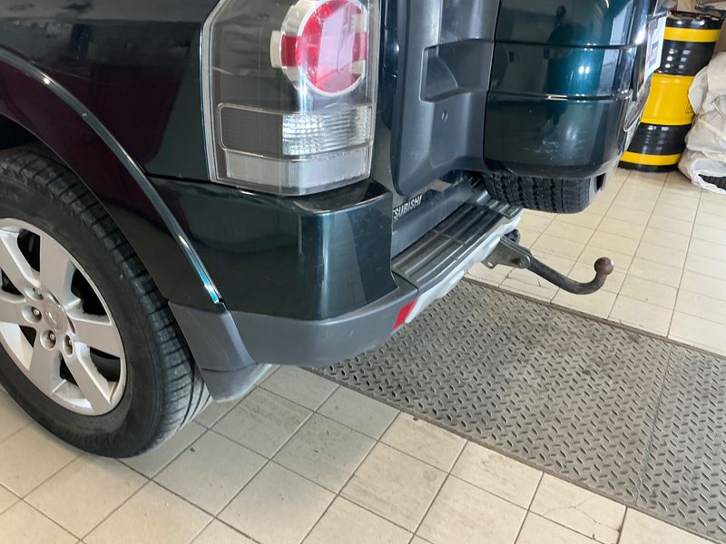Mitsubishi Pajero 3.2 DI-D Intense 2008 – снимка 44