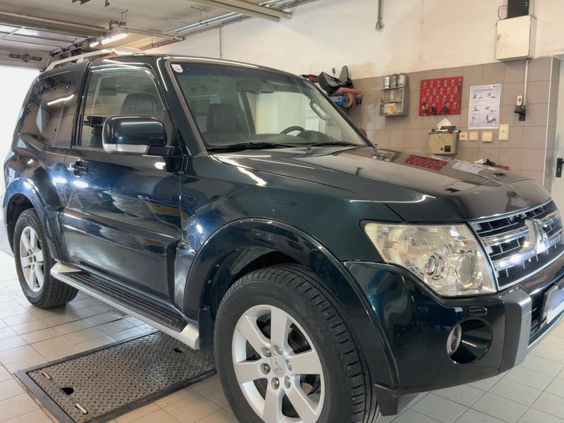 Mitsubishi Pajero 3.2 DI-D Intense 2008 – снимка 12