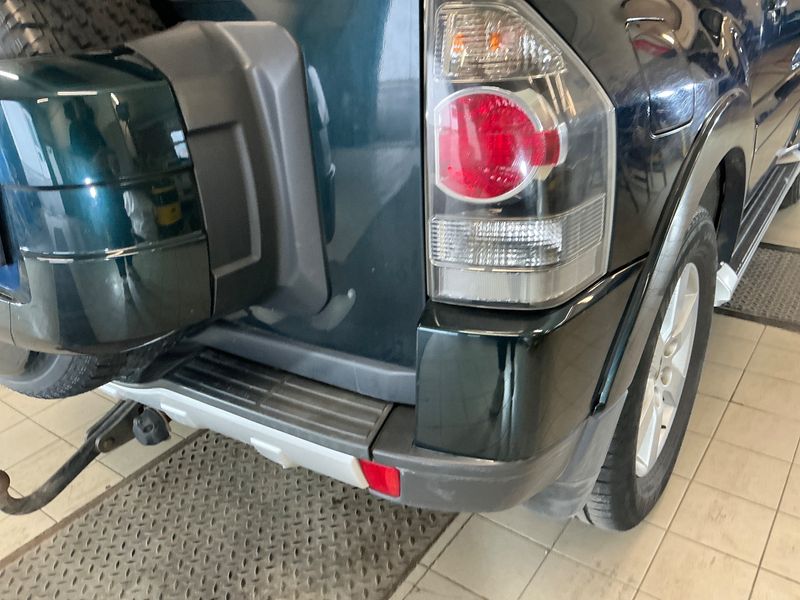 Mitsubishi Pajero 3.2 DI-D Intense 2008 – снимка 46