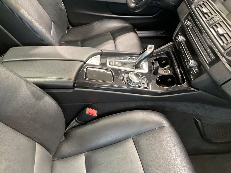 BMW 5er 520d xDrive 2014 – снимка 26