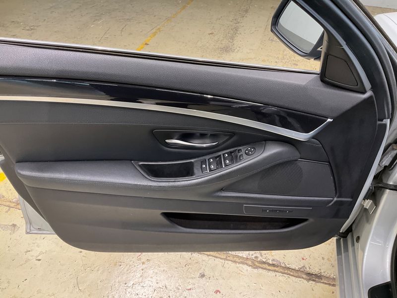 BMW 5er 520d xDrive 2014 – снимка 25