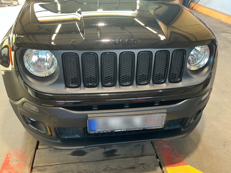 Jeep Renegade 1.6 Dawn Of Justice 2016 – снимка 28
