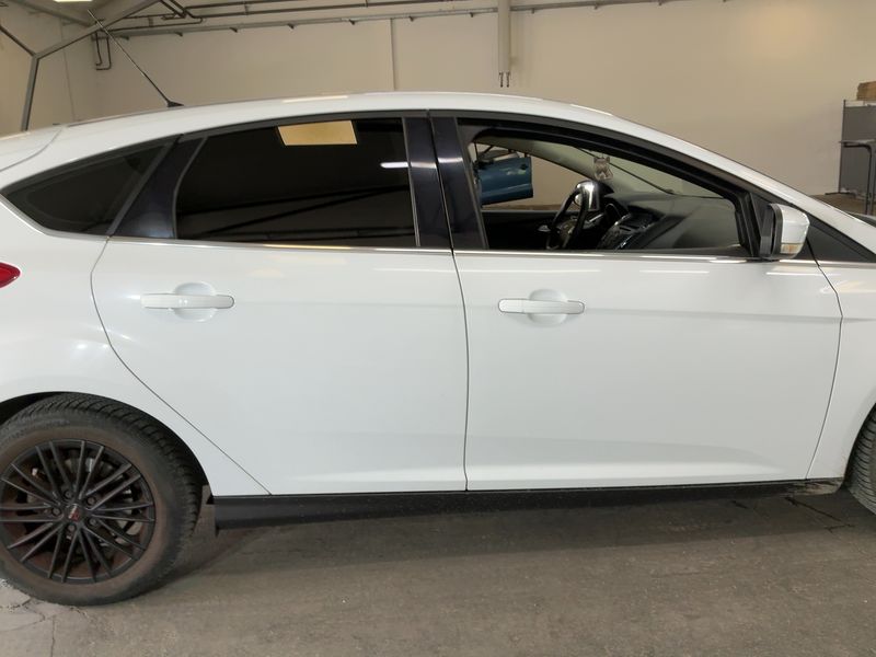 Ford Focus 1.0 EcoBoost Titanium 2012 – снимка 10