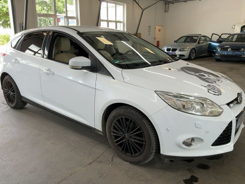 Ford Focus 1.0 EcoBoost Titanium 2012 – снимка 12