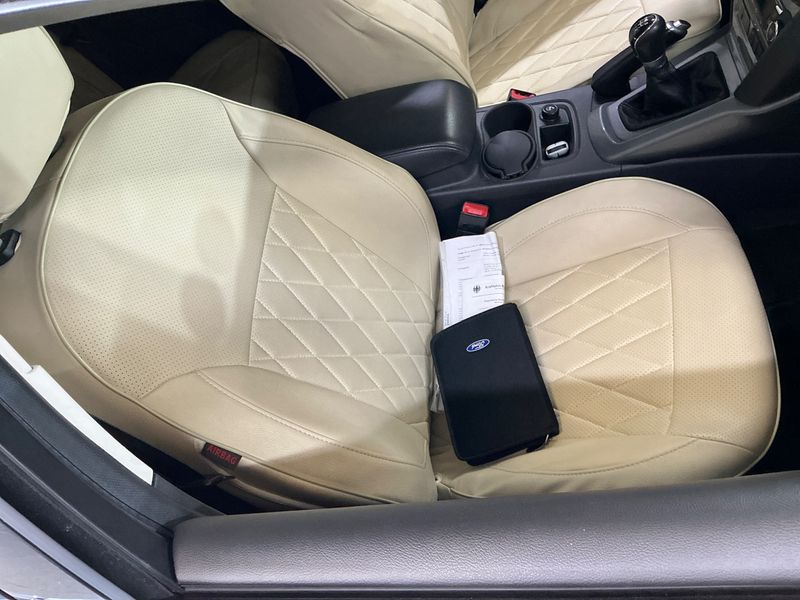 Ford Focus 1.0 EcoBoost Titanium 2012 – снимка 26