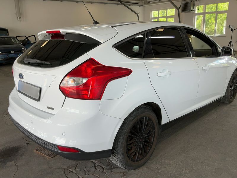 Ford Focus 1.0 EcoBoost Titanium 2012 – снимка 8