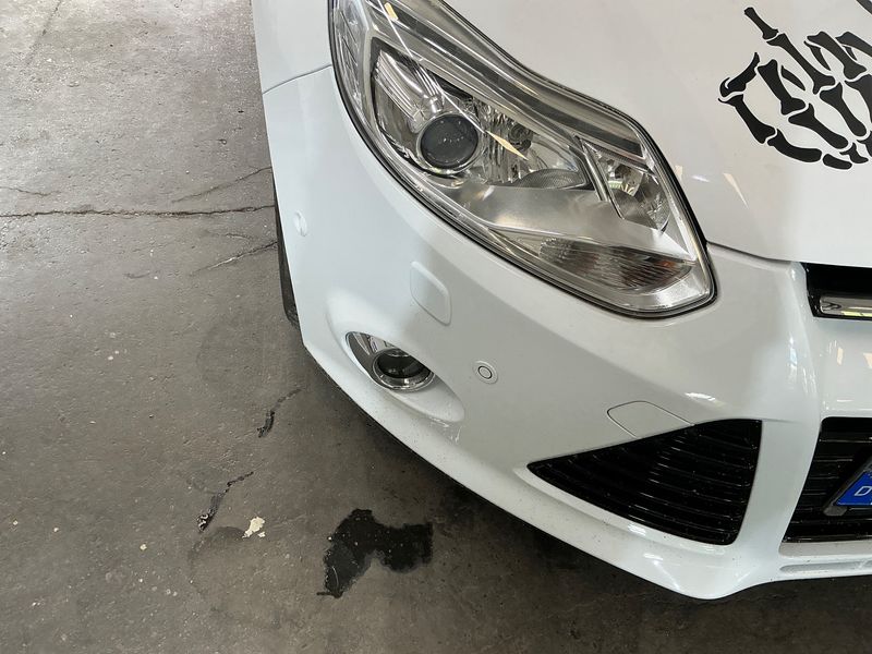 Ford Focus 1.0 EcoBoost Titanium 2012 – снимка 30