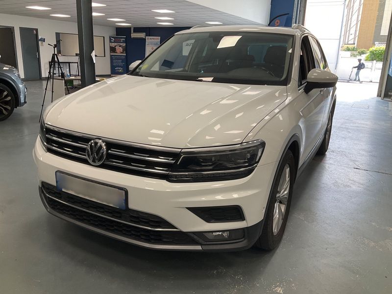 Volkswagen Tiguan 2.0 TDI Carat Exclusive BlueMotion Tech 2018 – снимка 1