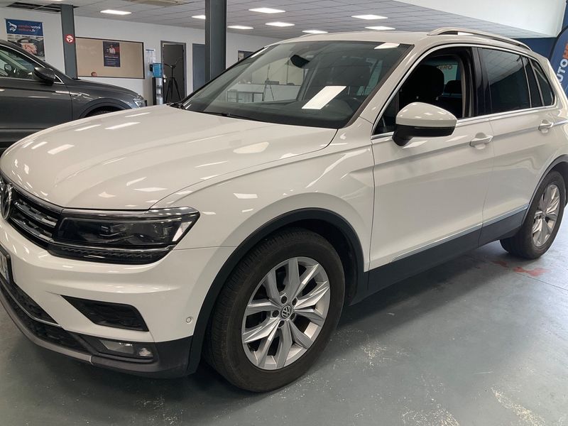 Volkswagen Tiguan 2.0 TDI Carat Exclusive BlueMotion Tech 2018 – снимка 2