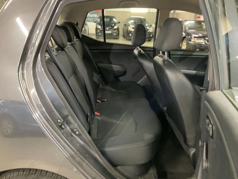 Hyundai i10 1.2 Pack Sensation 2012 – снимка 19