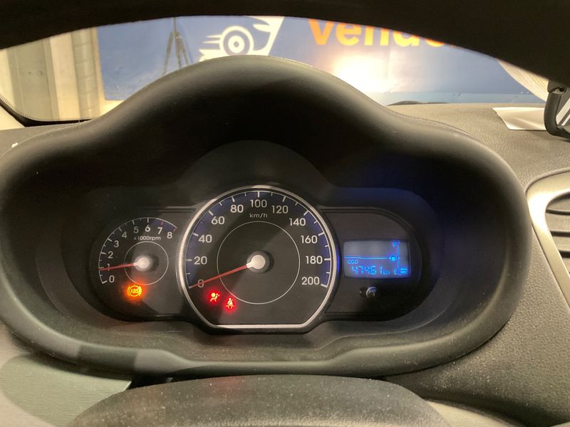 Hyundai i10 1.2 Pack Sensation 2012 – снимка 18