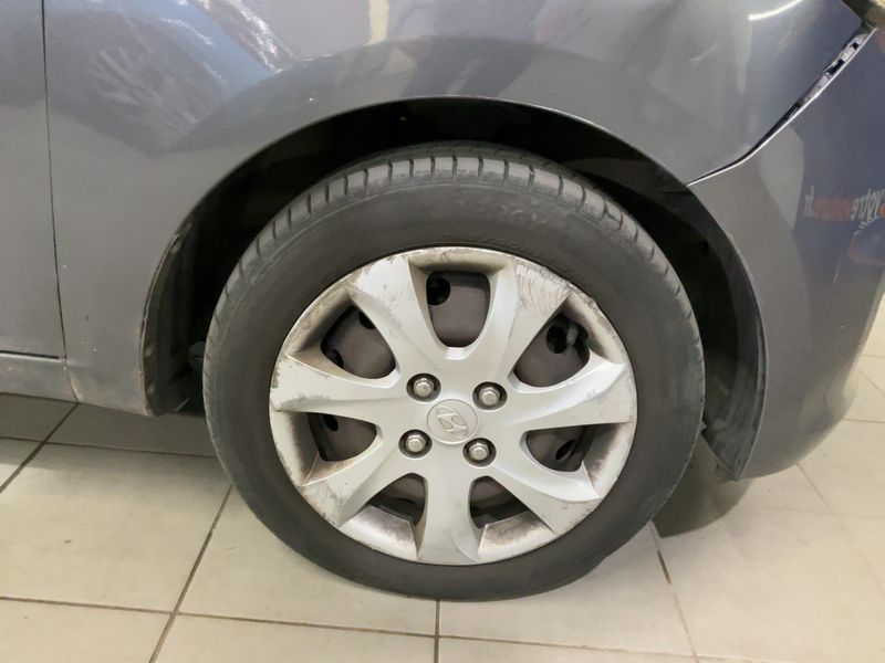 Hyundai i10 1.2 Pack Sensation 2012 – снимка 11