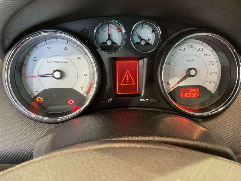 Peugeot 308 1.6 Sport Plus 2008 – снимка 4